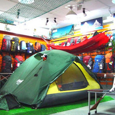 新疆戶外探險(xiǎn)熱，這些裝備與專賣(mài)店助你暢游西域